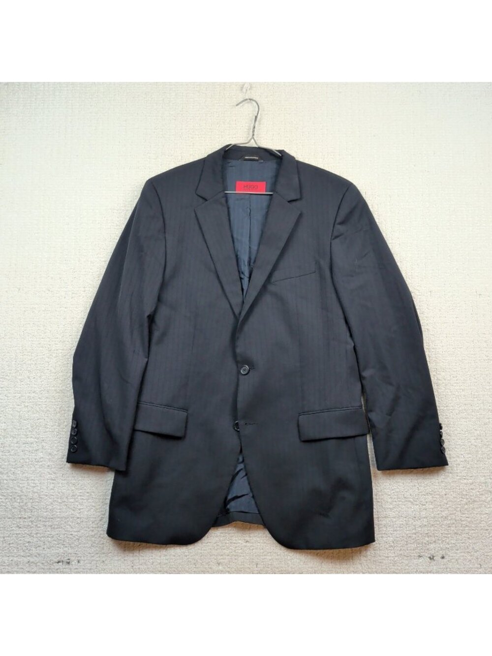Hugo Boss Mens Sport Coat Blazer 40L Dark Blue Pin stripes Two Button Preppy